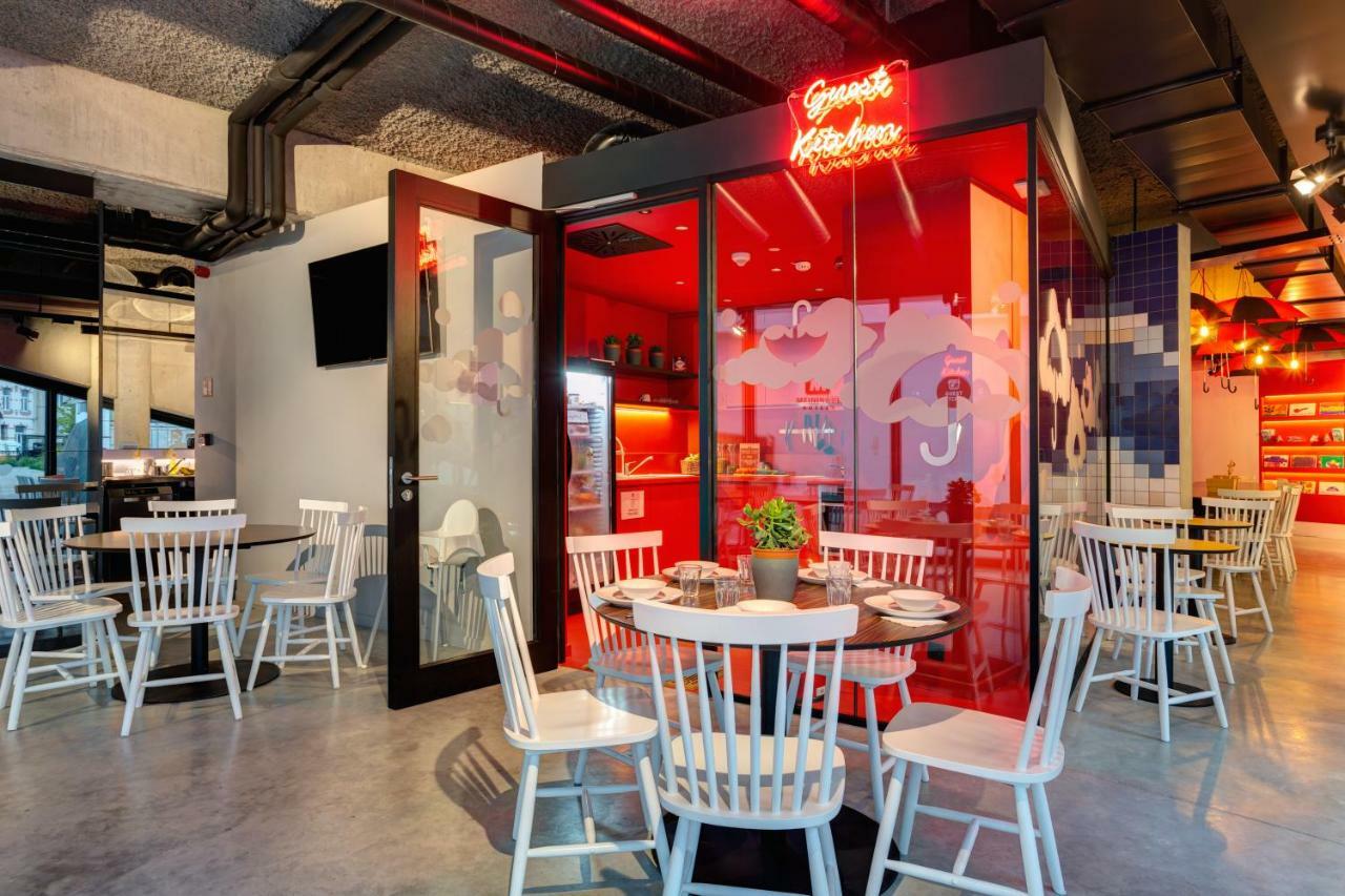 布鲁塞尔南站梅宁阁酒店 Saint-Gilles 外观 照片